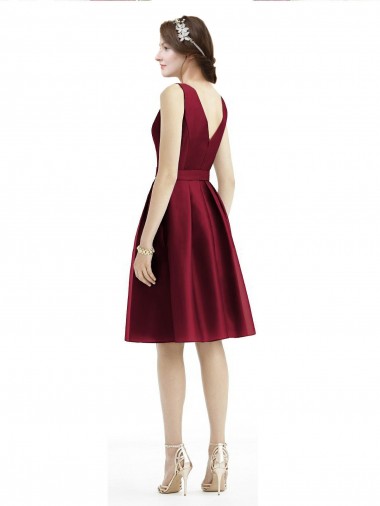 Short Midi Length Satin Cocktail Bridesmaid Dress with Bateau Neckline and V-Back UK